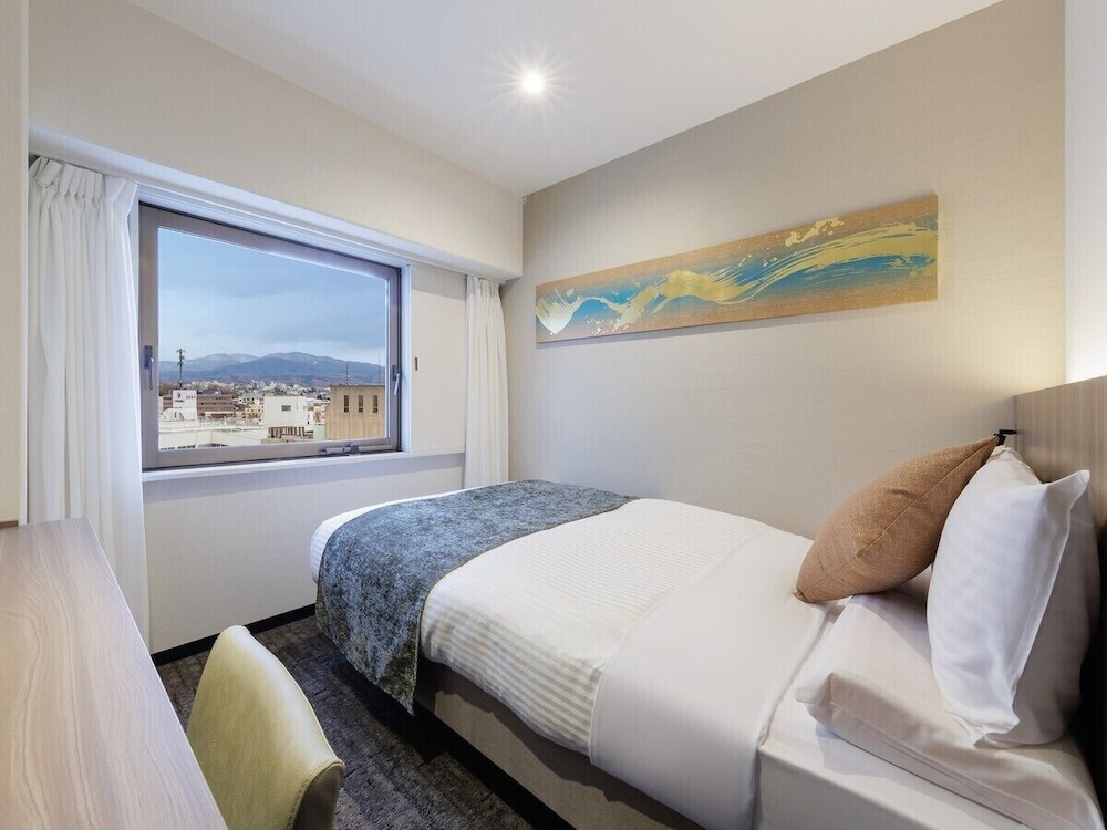 RENOVATED, STANDARD, SEMI DOUBLE BED