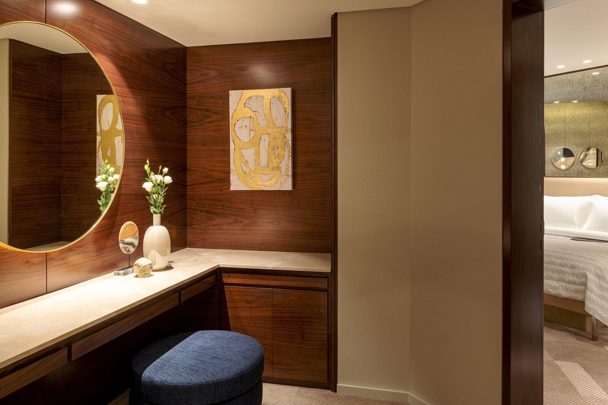 1 Bedroom, Premium, Suite, King Bed, Le Meridien Dubai Hotel and Conference Centre 8/8