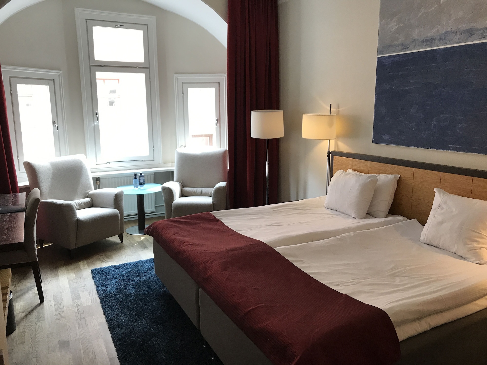 CLASSIC, QUEEN BED