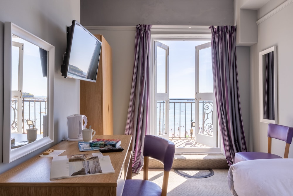 The Royal Hotel Weymouth 34/62