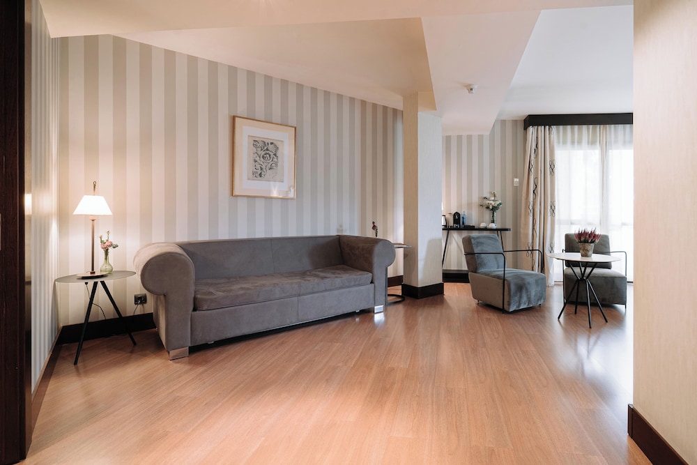 Palacio de Aviles Affiliated By Melia 30/50