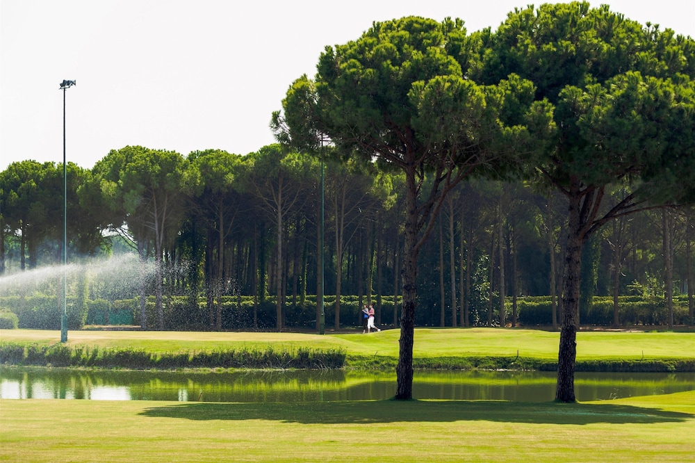 Regnum Carya 70/74