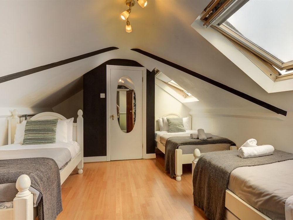 Avoca House 25/56