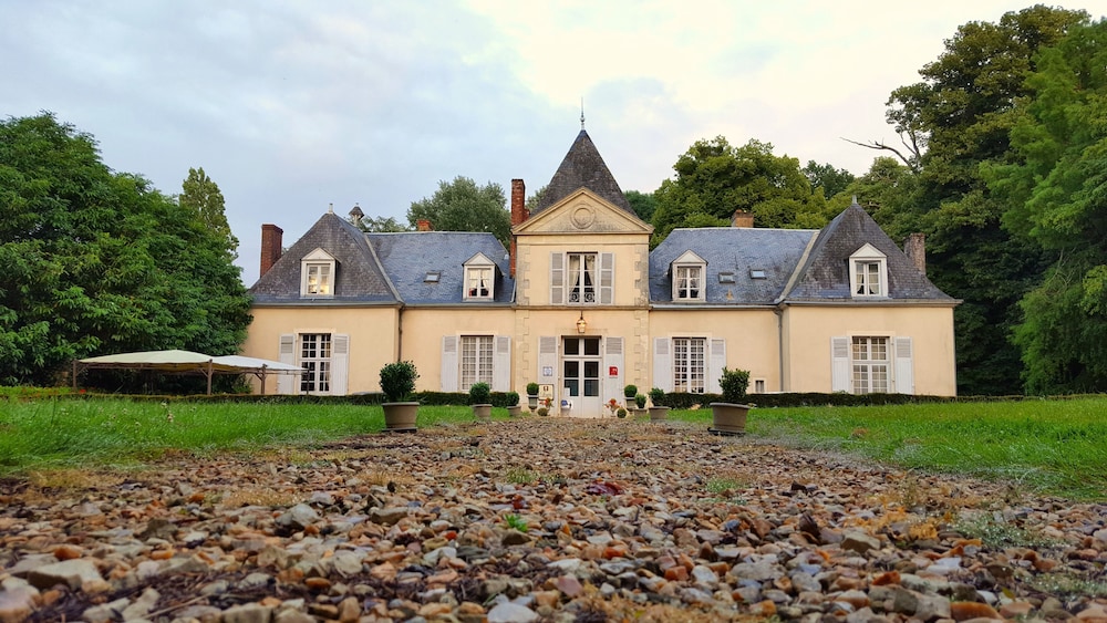 Domaine de Chatenay 37/42