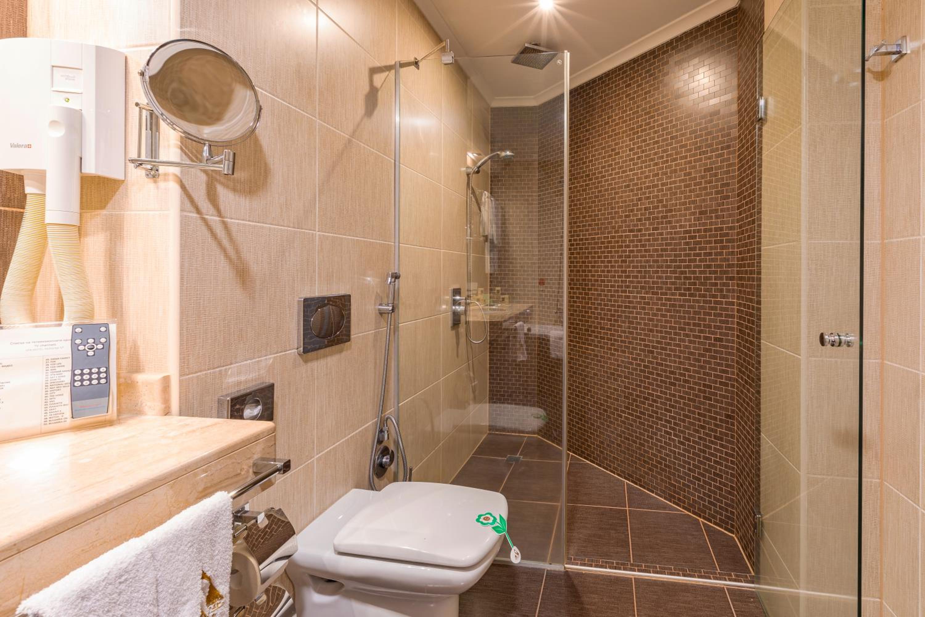 1 Bedroom, Apartment