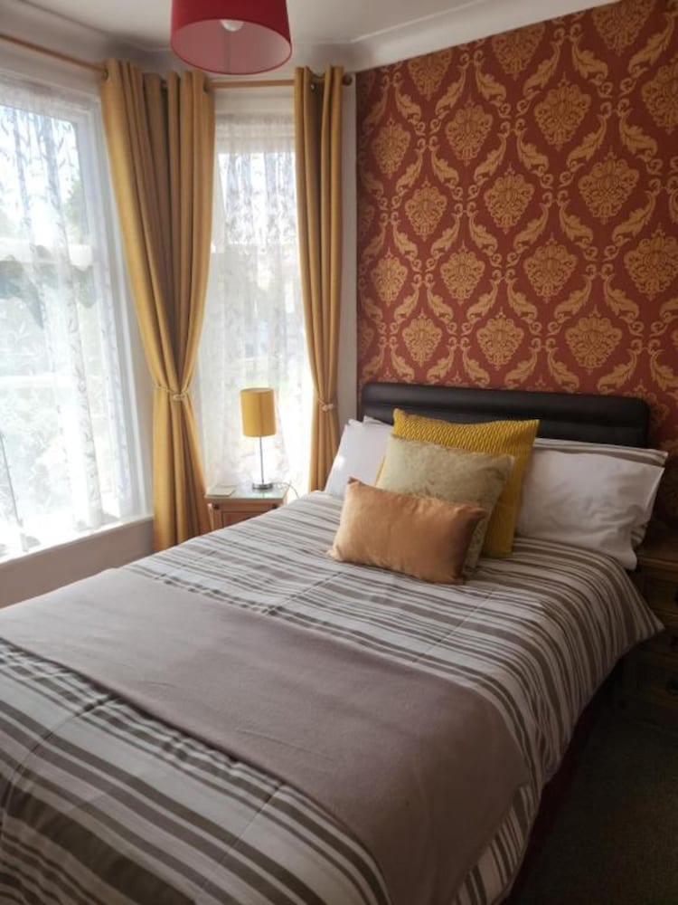 Standard, Double Bed, External Bathroom