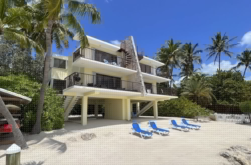 Pines Palms Resort 6/73