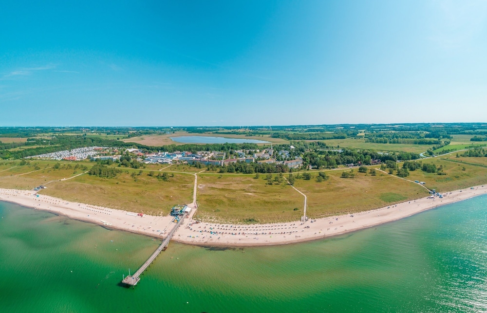 Strandhotel an der Ostsee 48/50