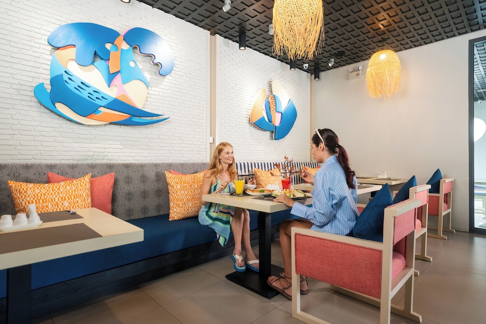 HOTEL IKON PHUKET 54/76