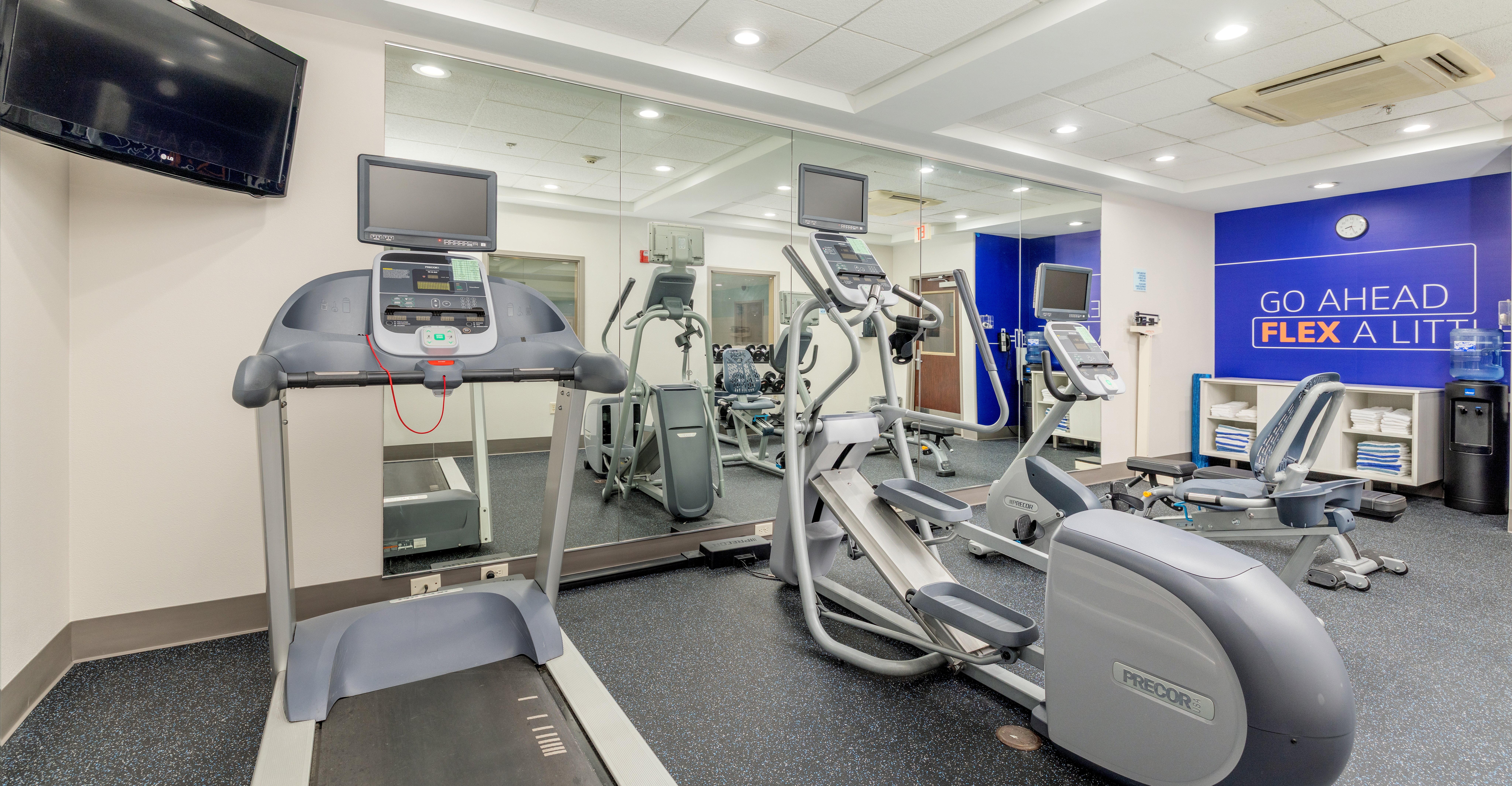 Holiday Inn Express Hotel And Suites Medford Central Point 52/80