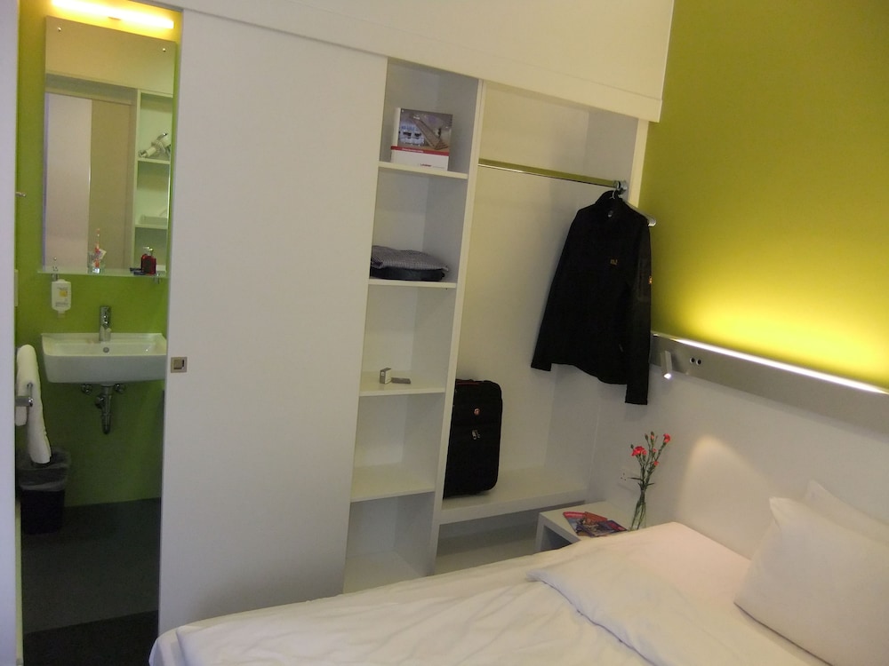 Mk Hotel Berlin 32/50