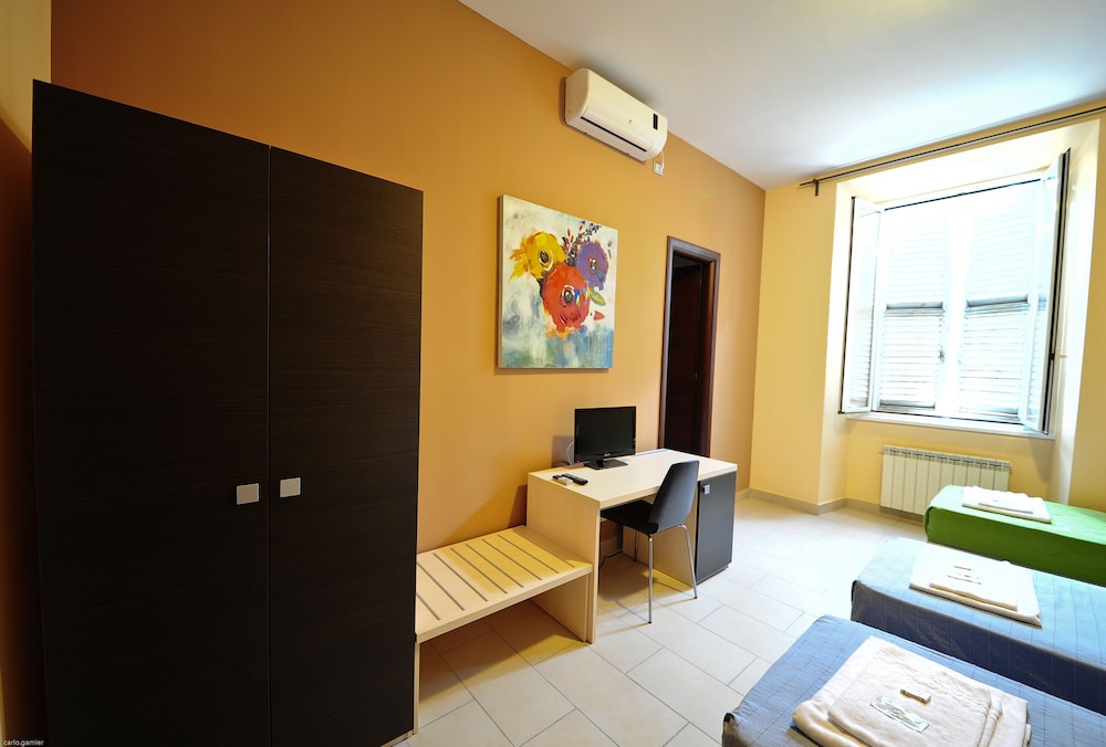 Hotel Mosaic Central Rome 42/56