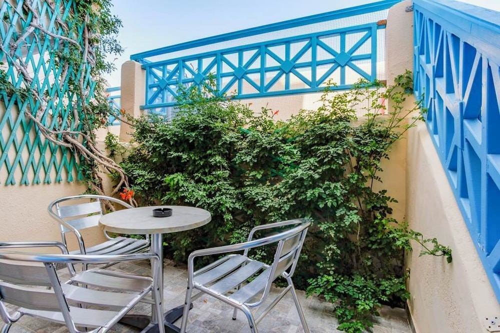 Perissa Bay Hotel 45/50