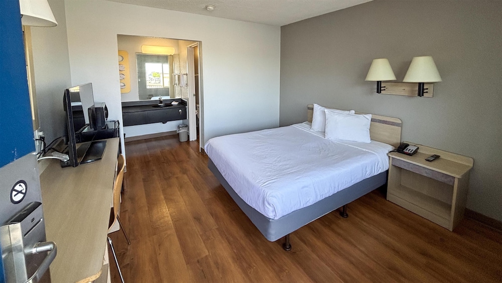 Room at Motel6 Las Vegas, NV - Boulder Highway, LAS VEGAS - NV