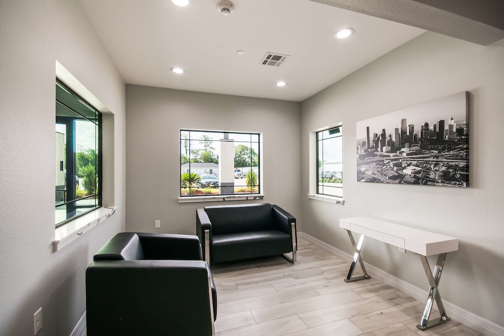 Americas Best Value Inn & Suites Northeast Houston Downtown I-610 22/28