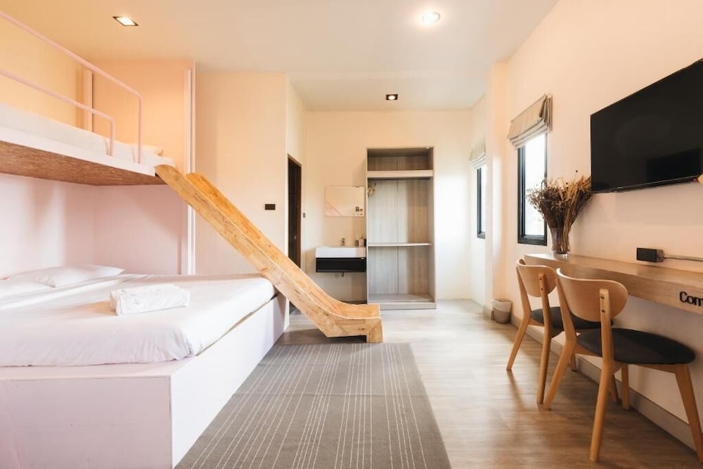 Arch39 Art & Craft Hotel 24/75