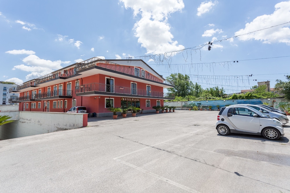 Hotel Plaza 45/50