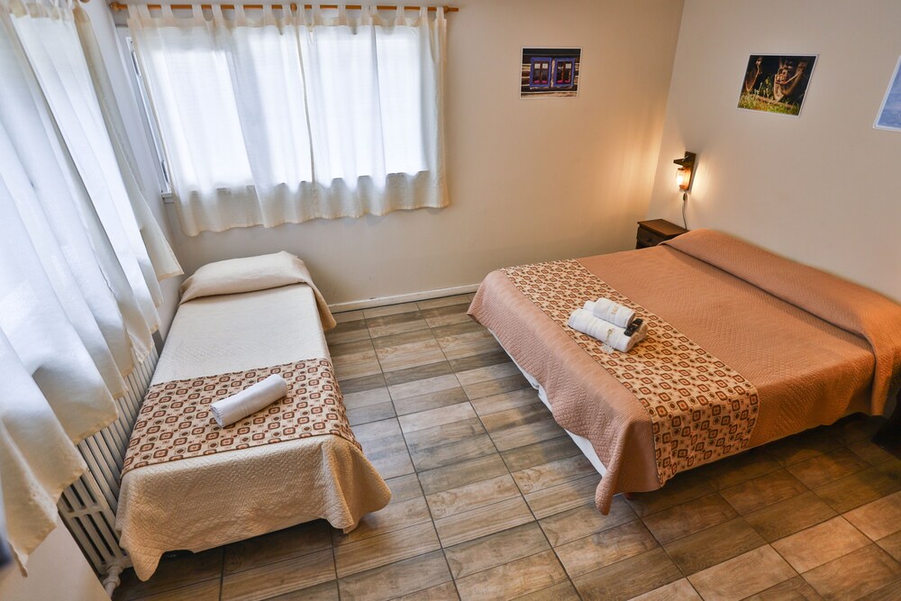 TIERRA GAUCHA HOSTEL 3 56/74