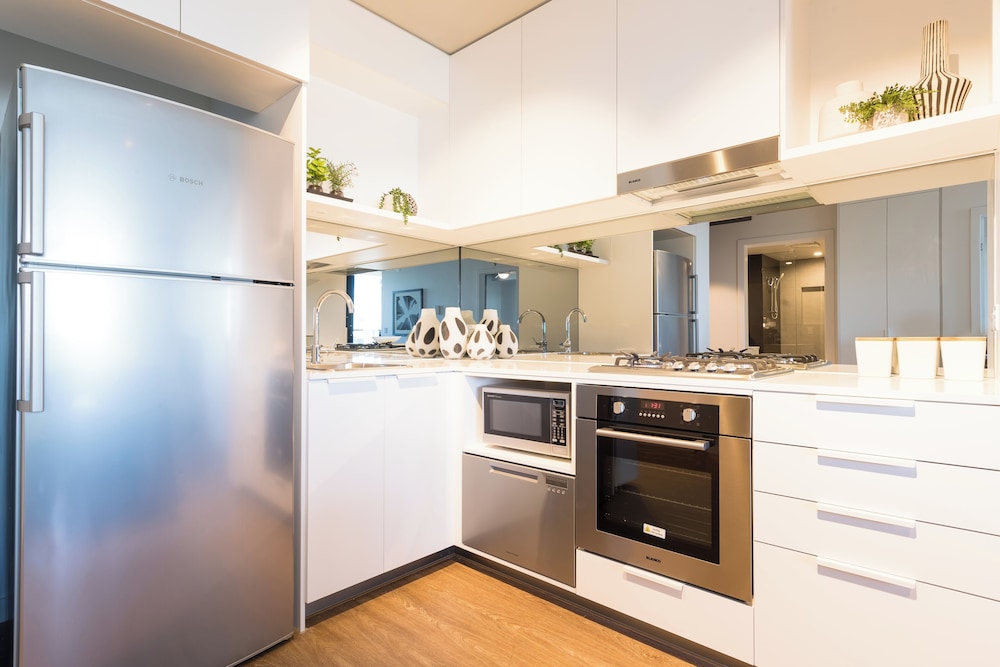 Kingstreet Residences 15/40