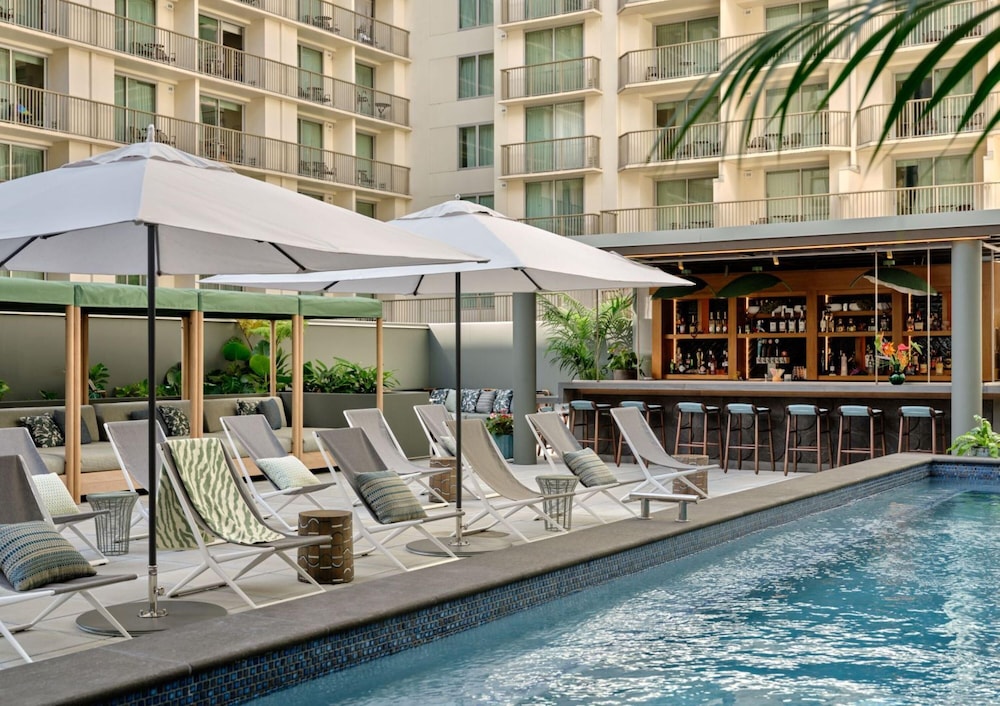 Romer House Waikiki 44/47