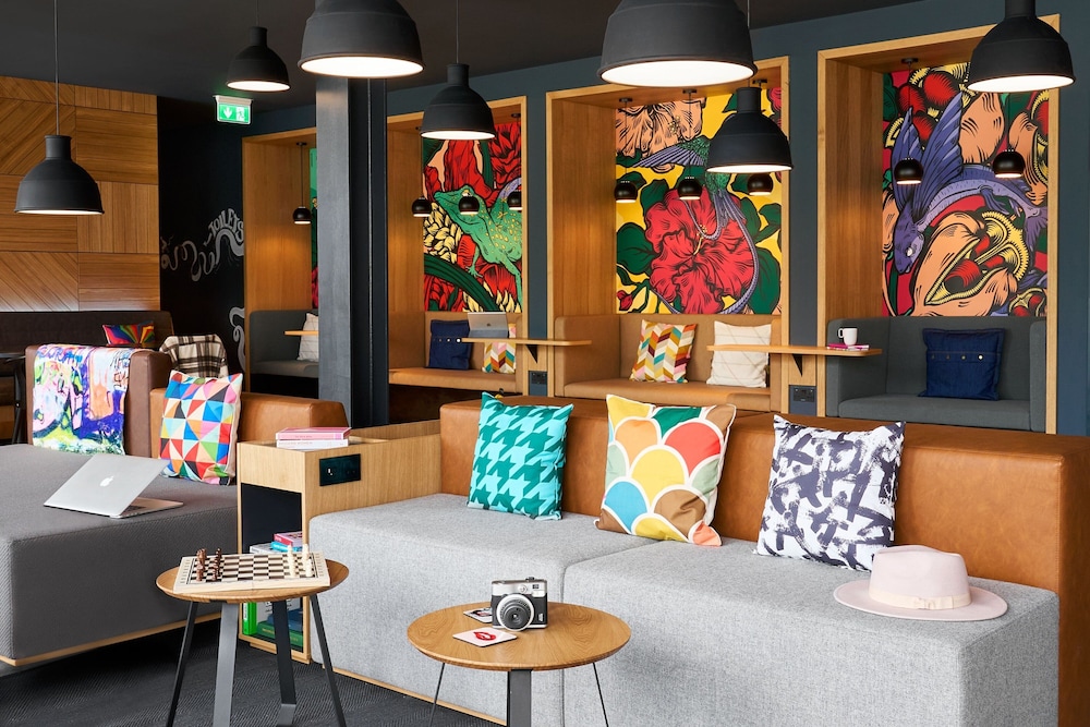 Moxy Bristol 31/37