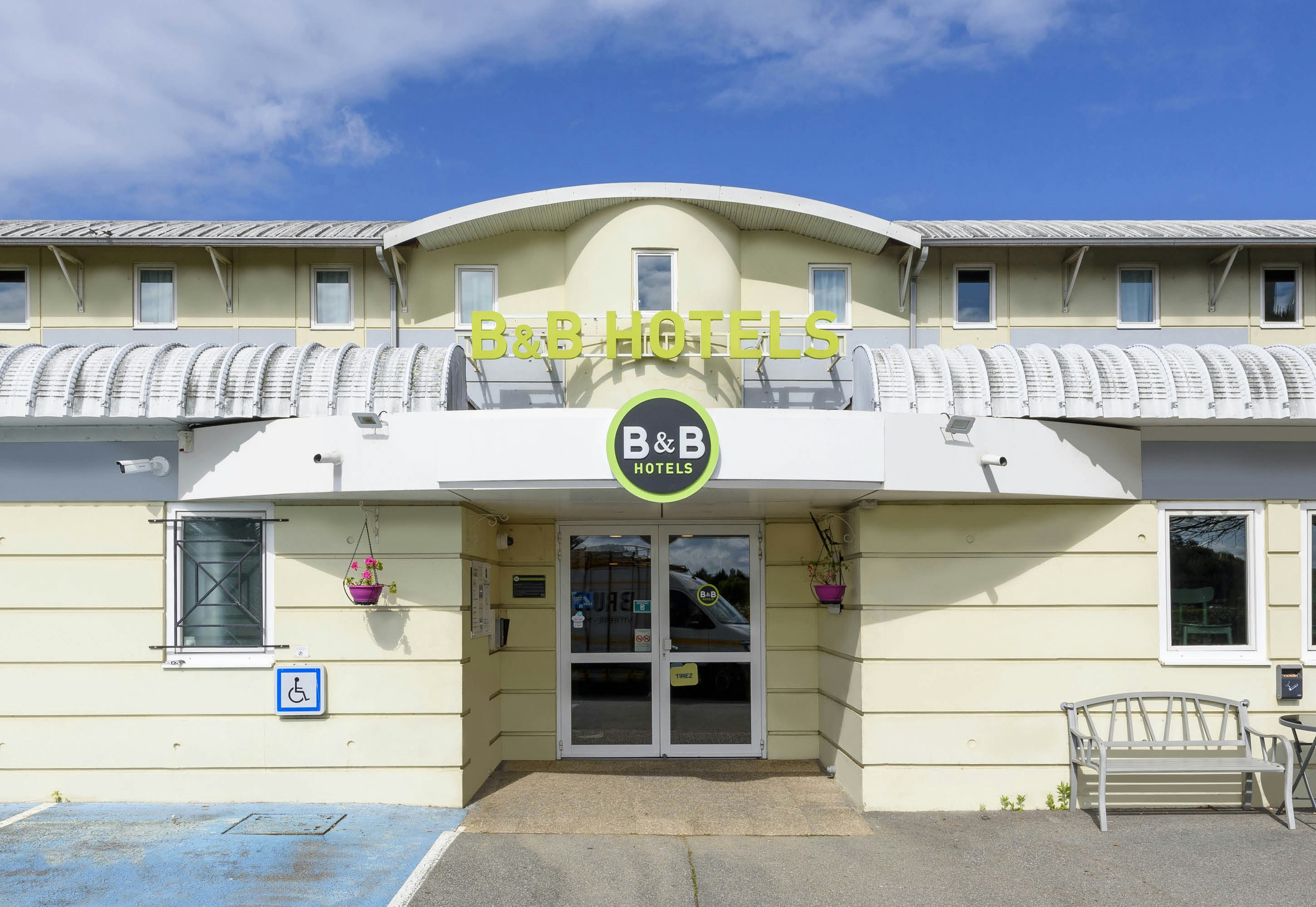 B&B Hotel Toulouse Cite de l Espace Gonord in TOULOUSE
