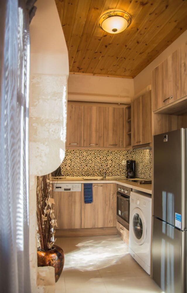 Porto Enetikos Suites 4/50