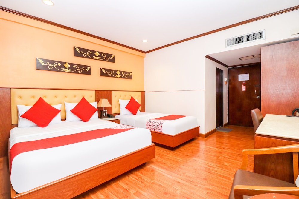 Malaysia Hotel 28/53