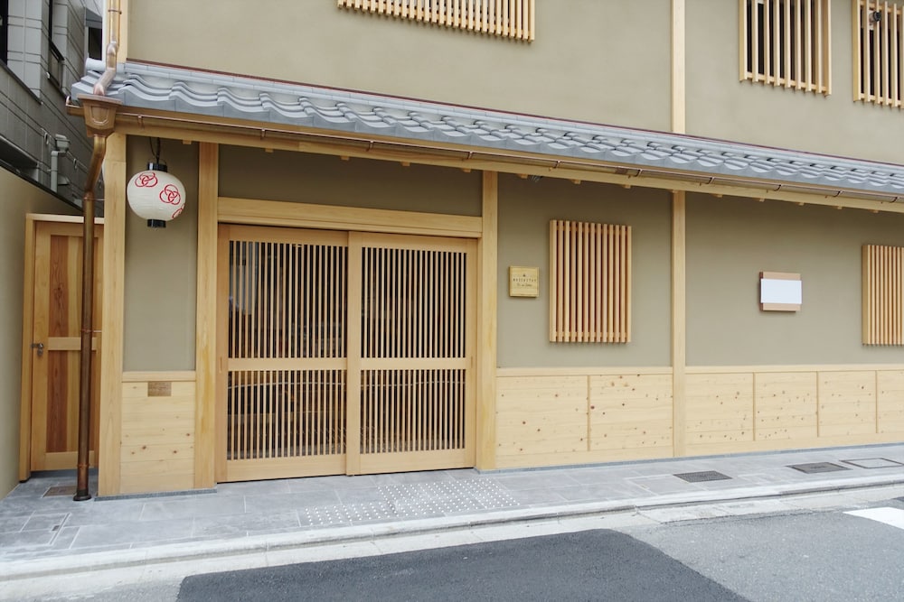 Resi Stay Tsubaki 10/67