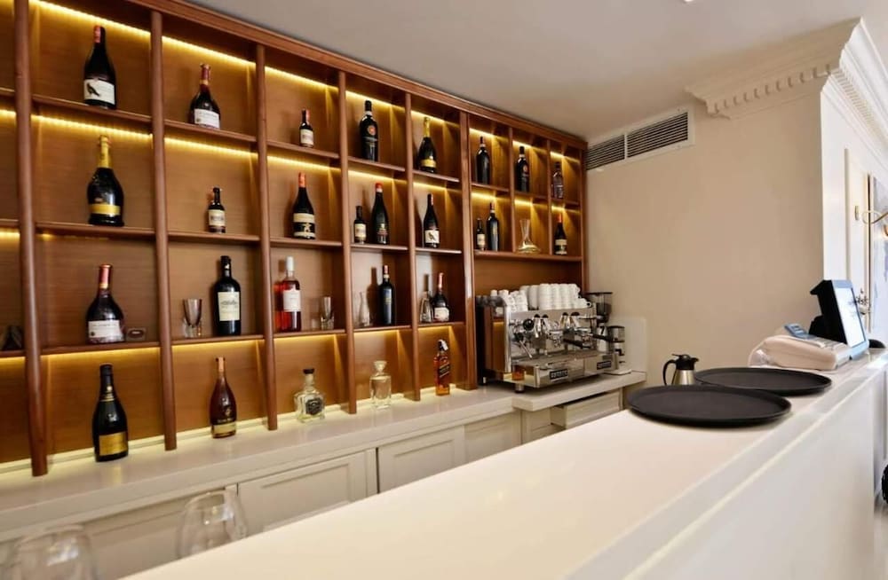 Alis Hotel 41/54