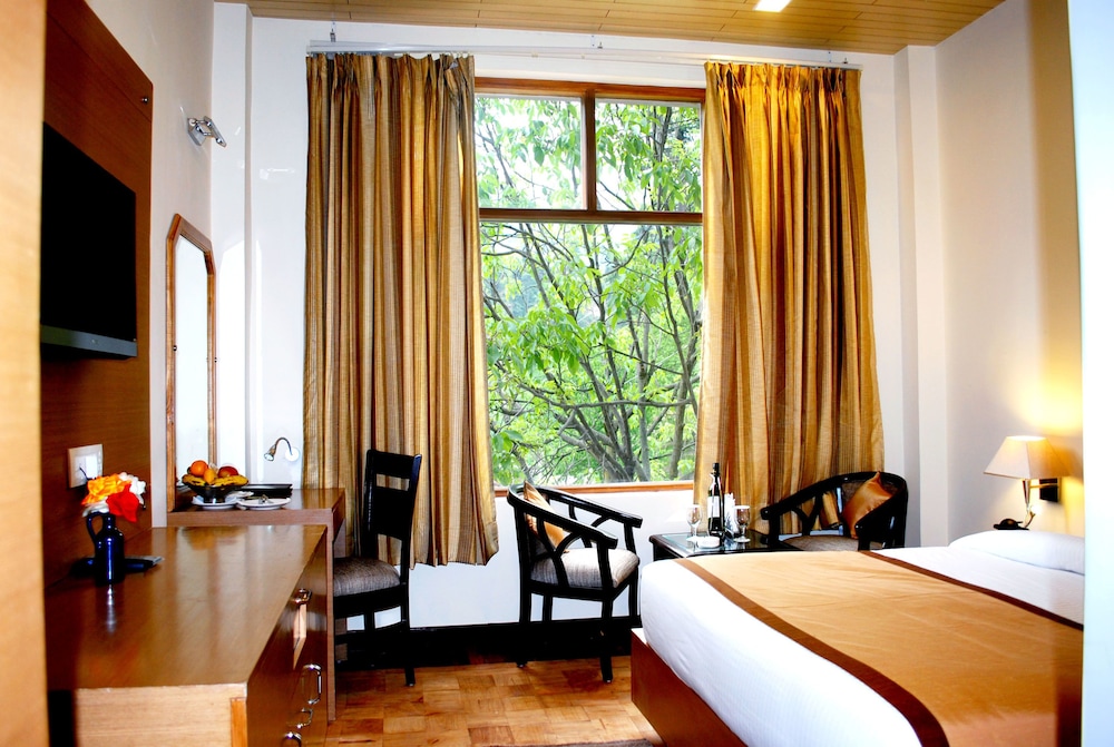 The Manali Inn 41/74