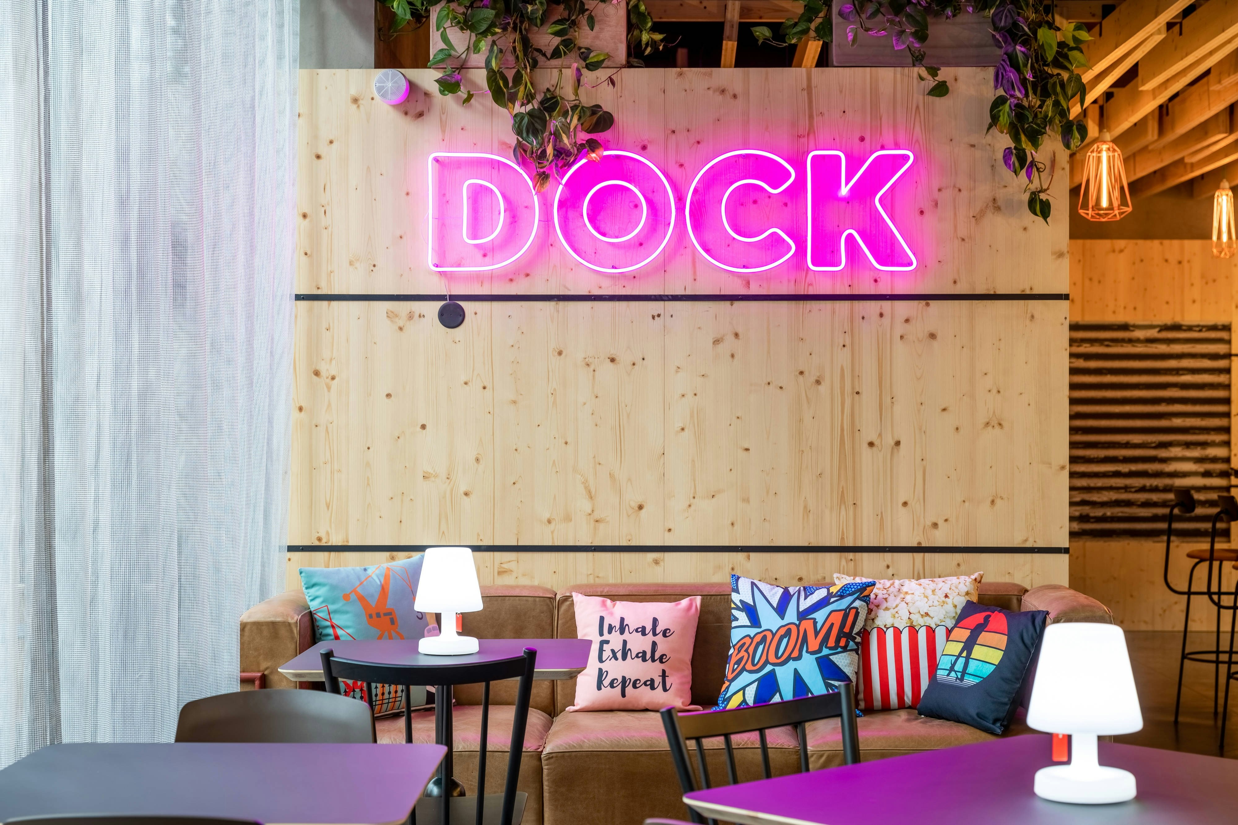 Moxy Bordeaux Hotel 7/17