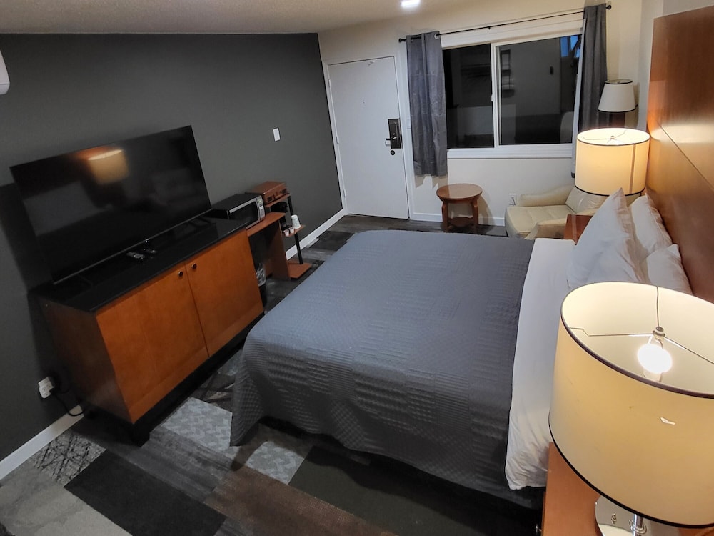 Shelton Inn 30/51