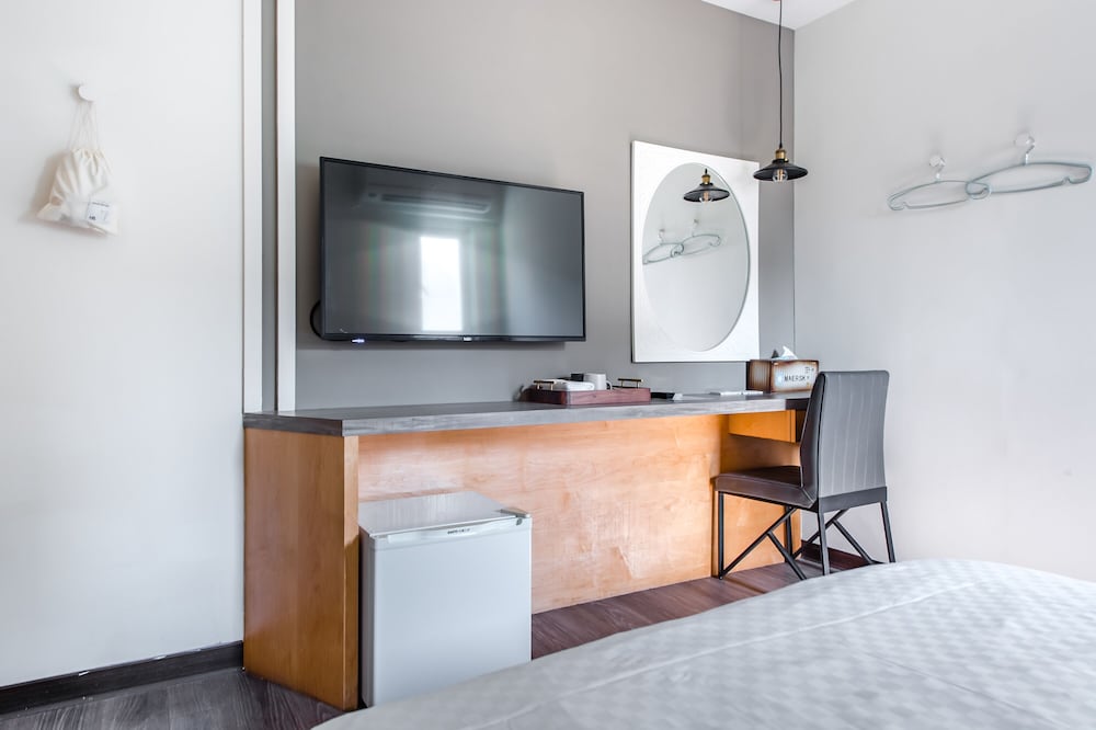 Sea Residences 50/54