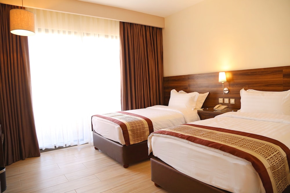 Lacosta Hotel 10/32