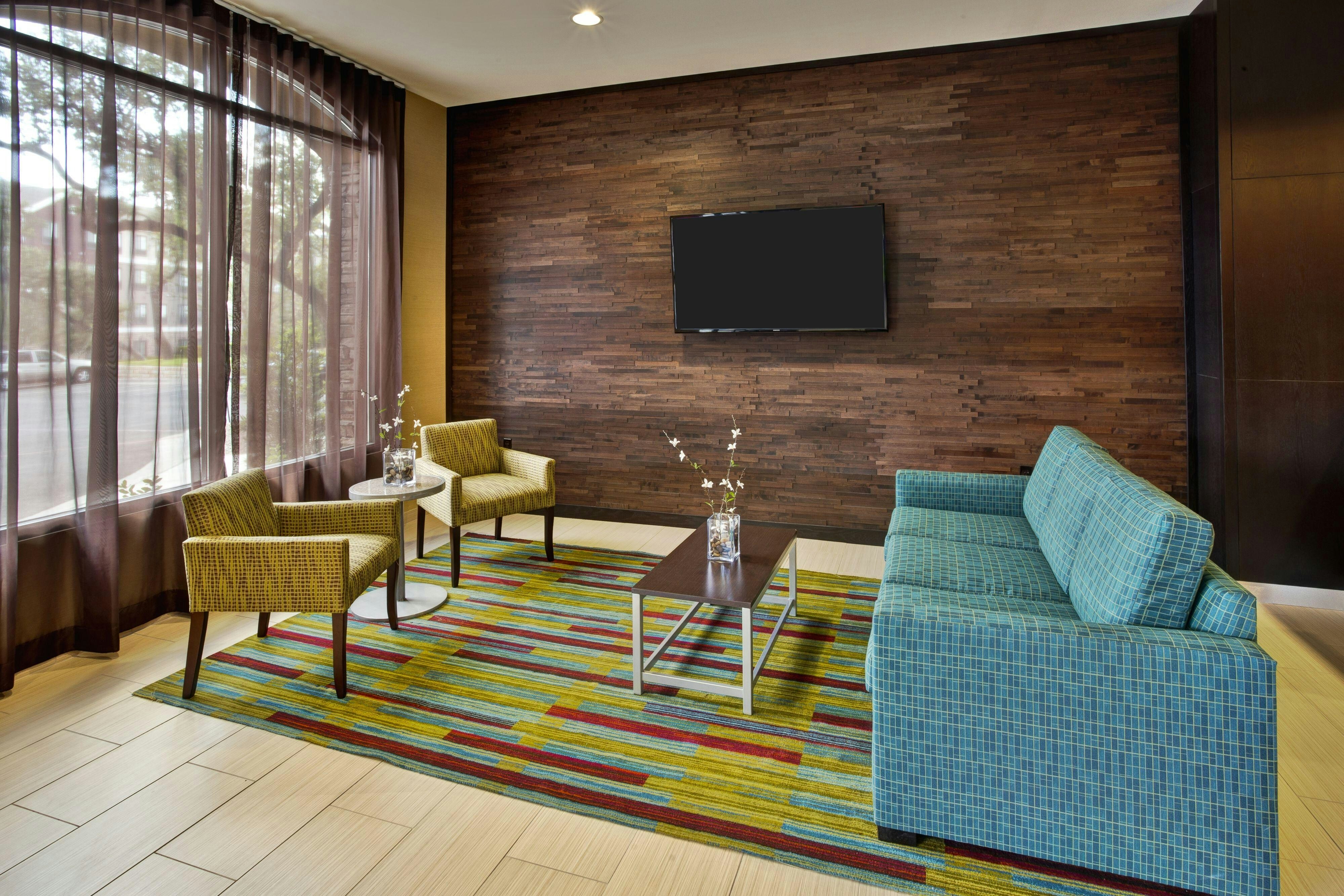Fairfield Inn Suites By Marriott Austin Northwest Research Blvd 11/14
