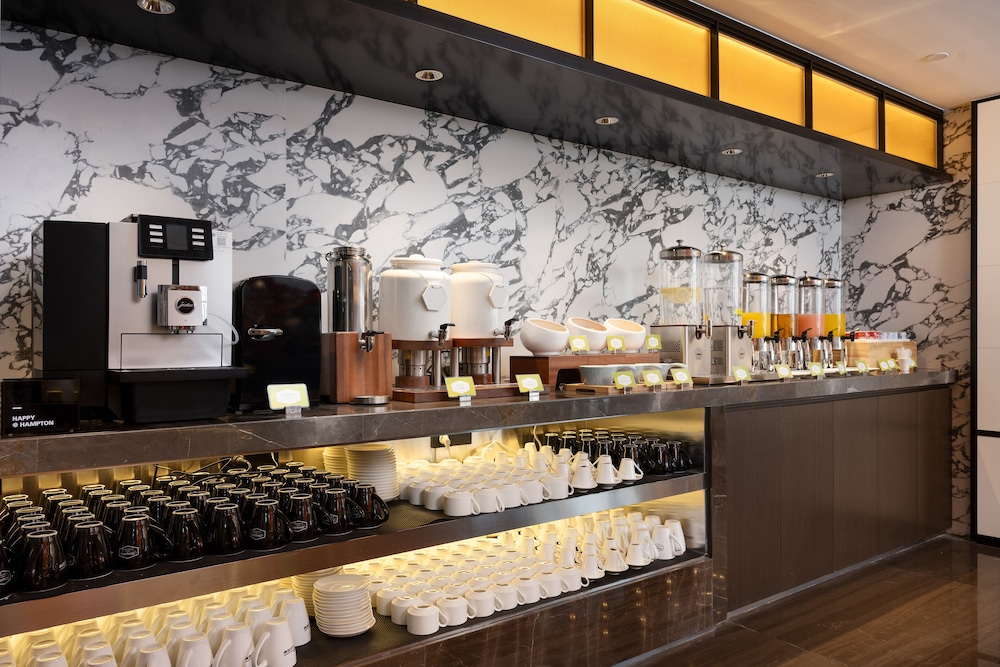 HAMPTON BY HILTON RENHE BAIYUN AIRPORT 7/28