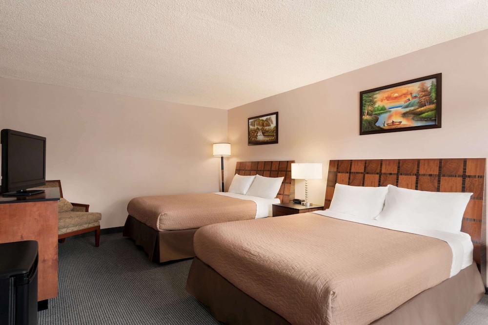 غرفة ديلوكس بسريرين كوين، Travelodge by Wyndham Swift Current 3/5