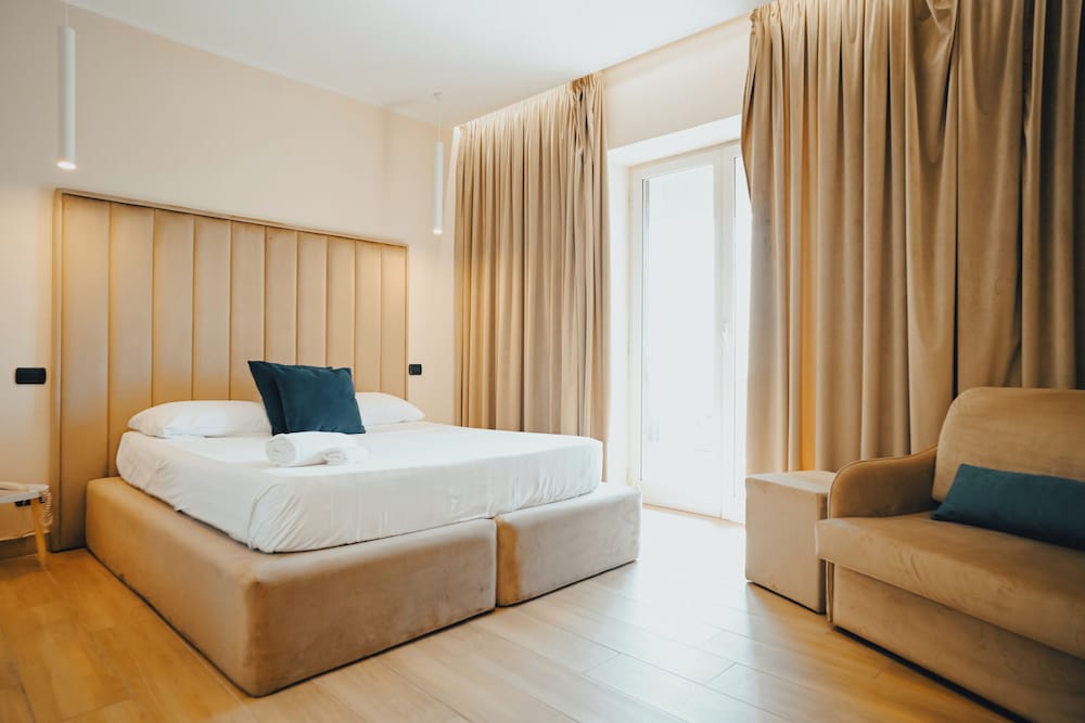 Puteoli Palace Hotel 12/50