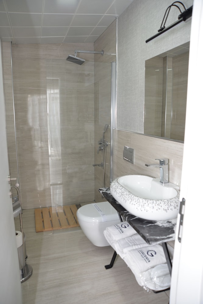 Gardenya Suite Hotel 13/43