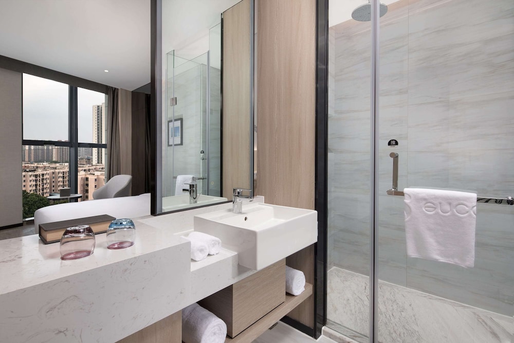 Ramada Encore by Wyndham Dongguan East 14/15