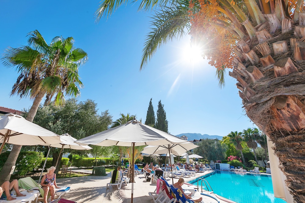 The Ship Inn Hotel Villas 36/50