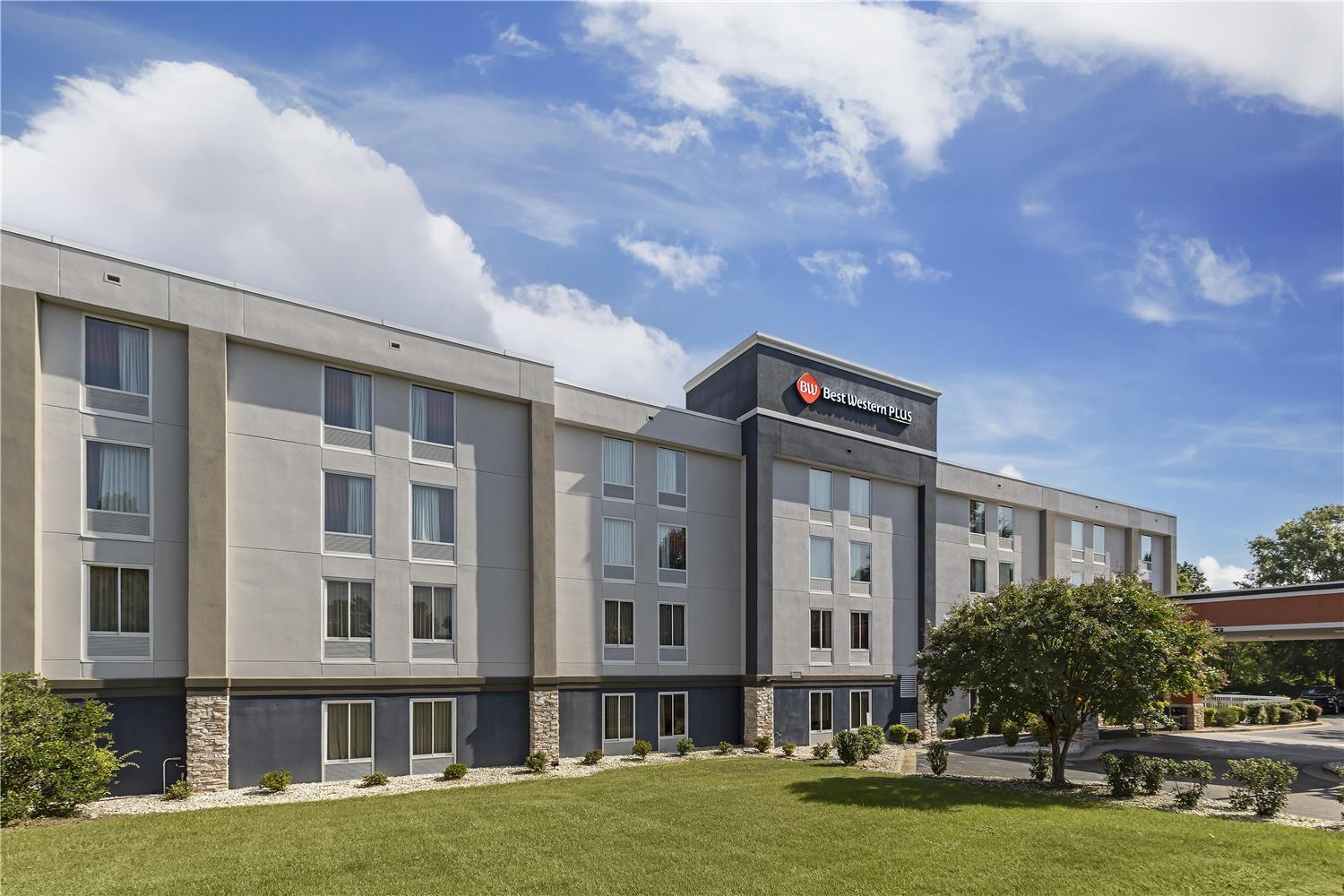 Best Western Plus Lexington Inn 4/41