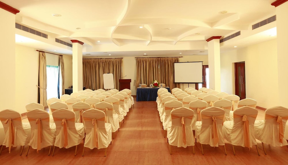 Hotel Bluewaters Cherai 34/46