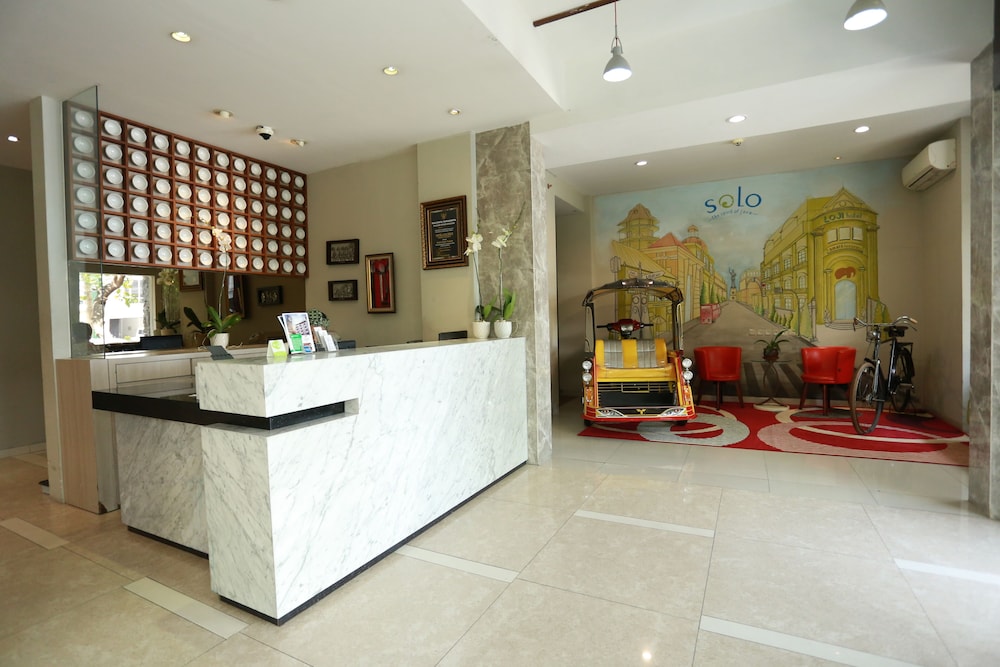 Loji Hotel Solo 10/64