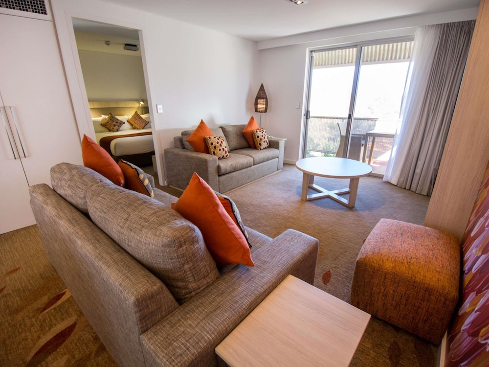 Emu Walk Apartments 25/49