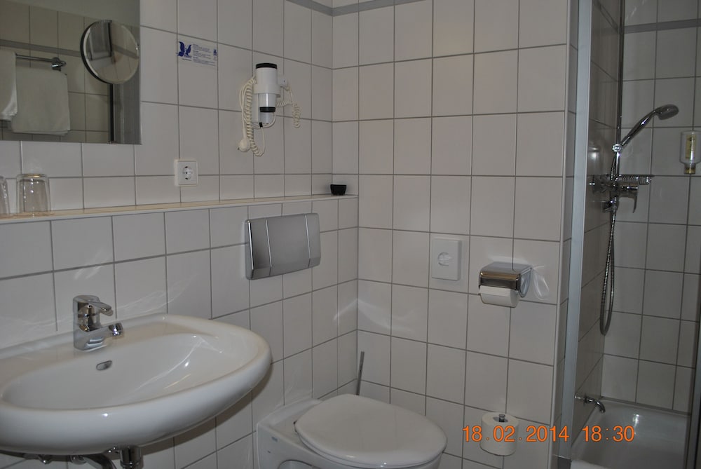 Heidehotel Lubast 31/33