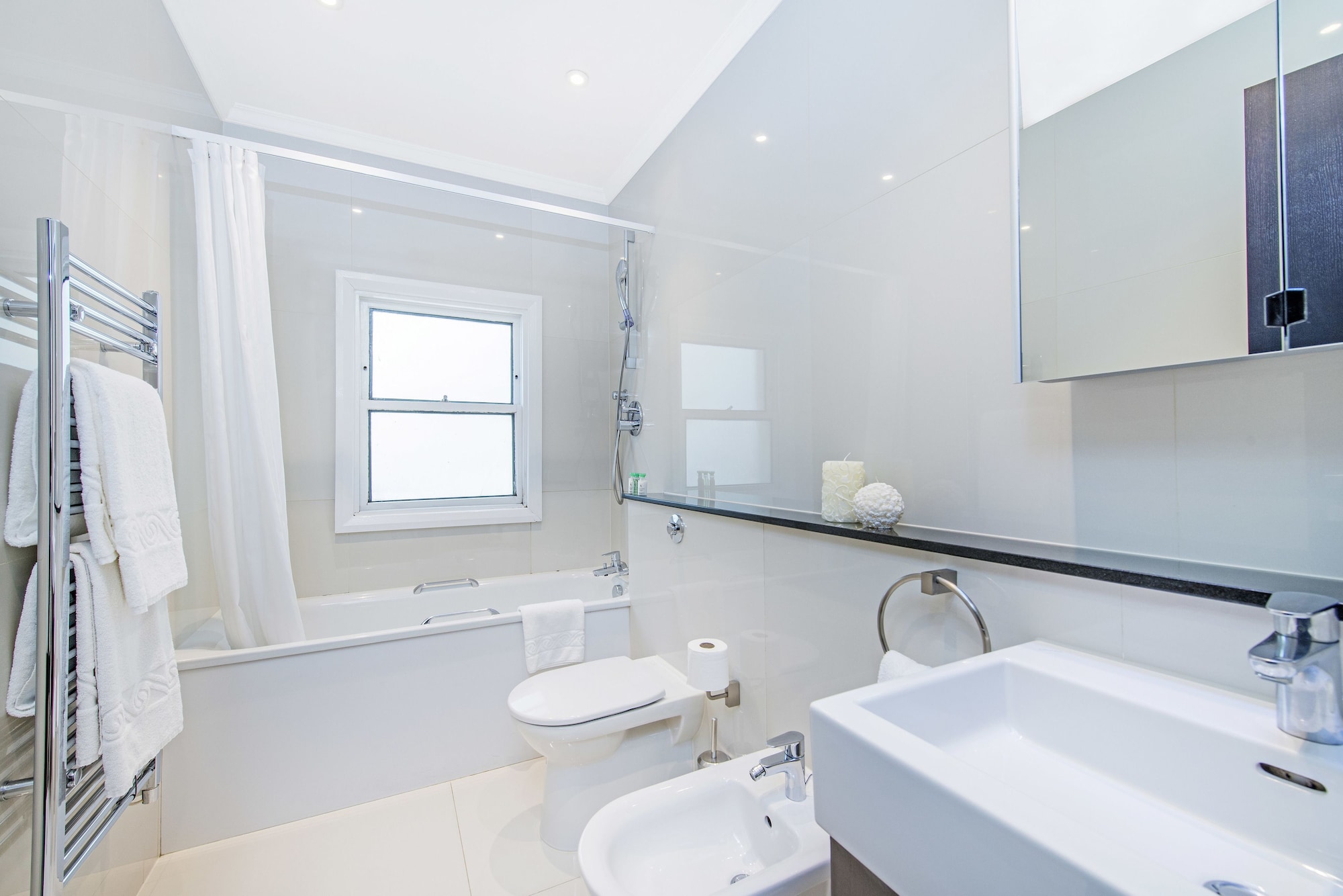 شقة سوبيريور بسرير كوين بغرفة نوم واحدة، 130 Queensgate Apartments 4/4