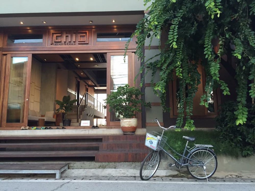 Chic Chiangkhan Hotel 4/28