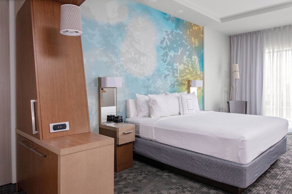 Courtyard by Marriott East Lansing Okemos 15/41